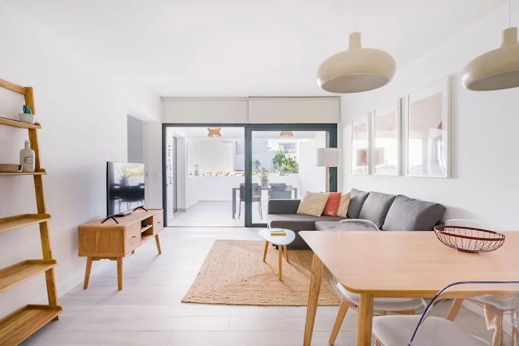 Luxury Apartment Casilla De Costa location